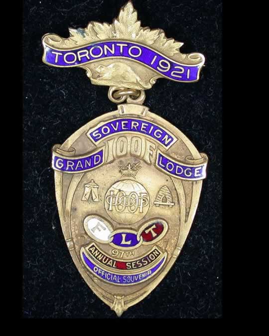 item142_Toronto IOOF Vintage Badge of 1921.jpg